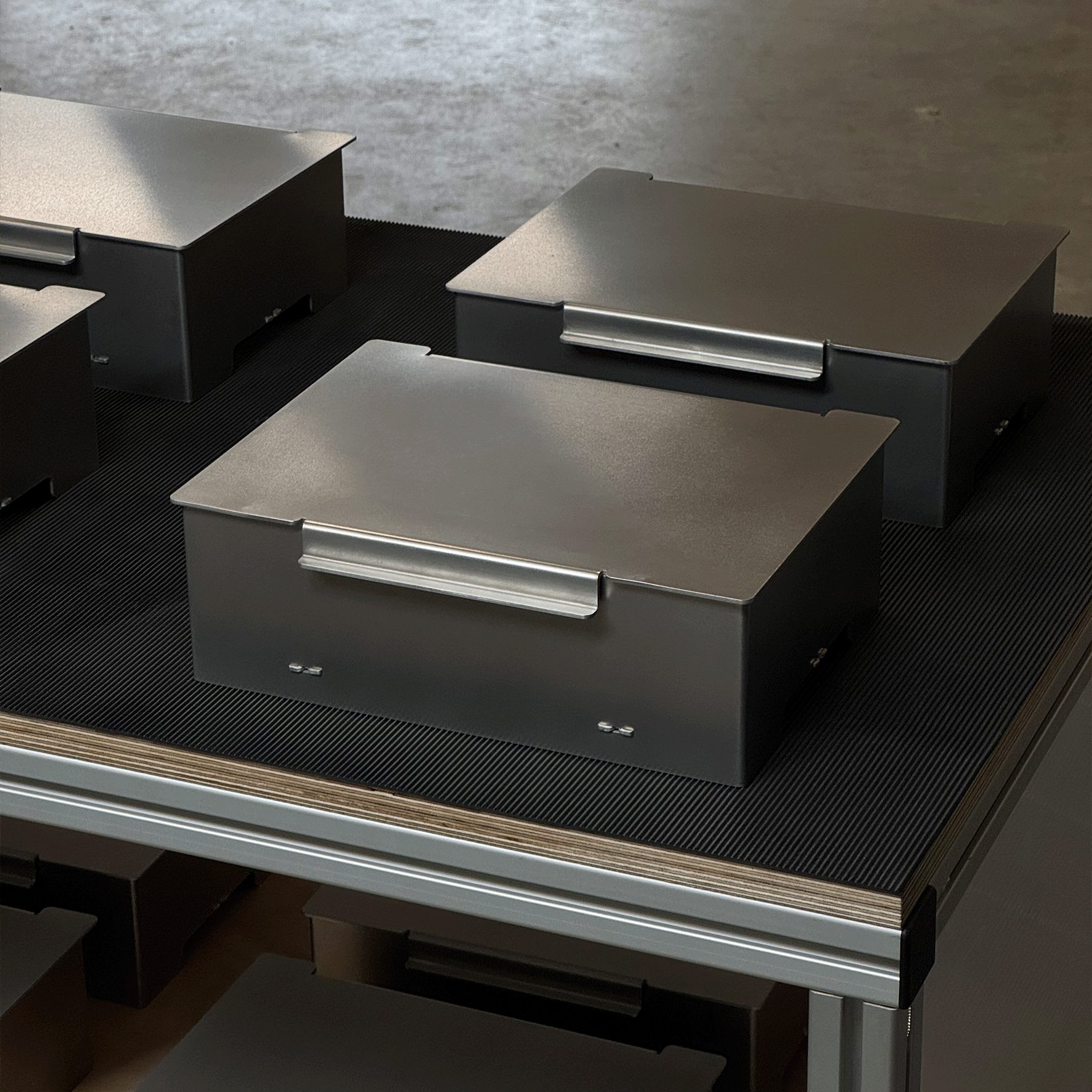 ALU STORAGE